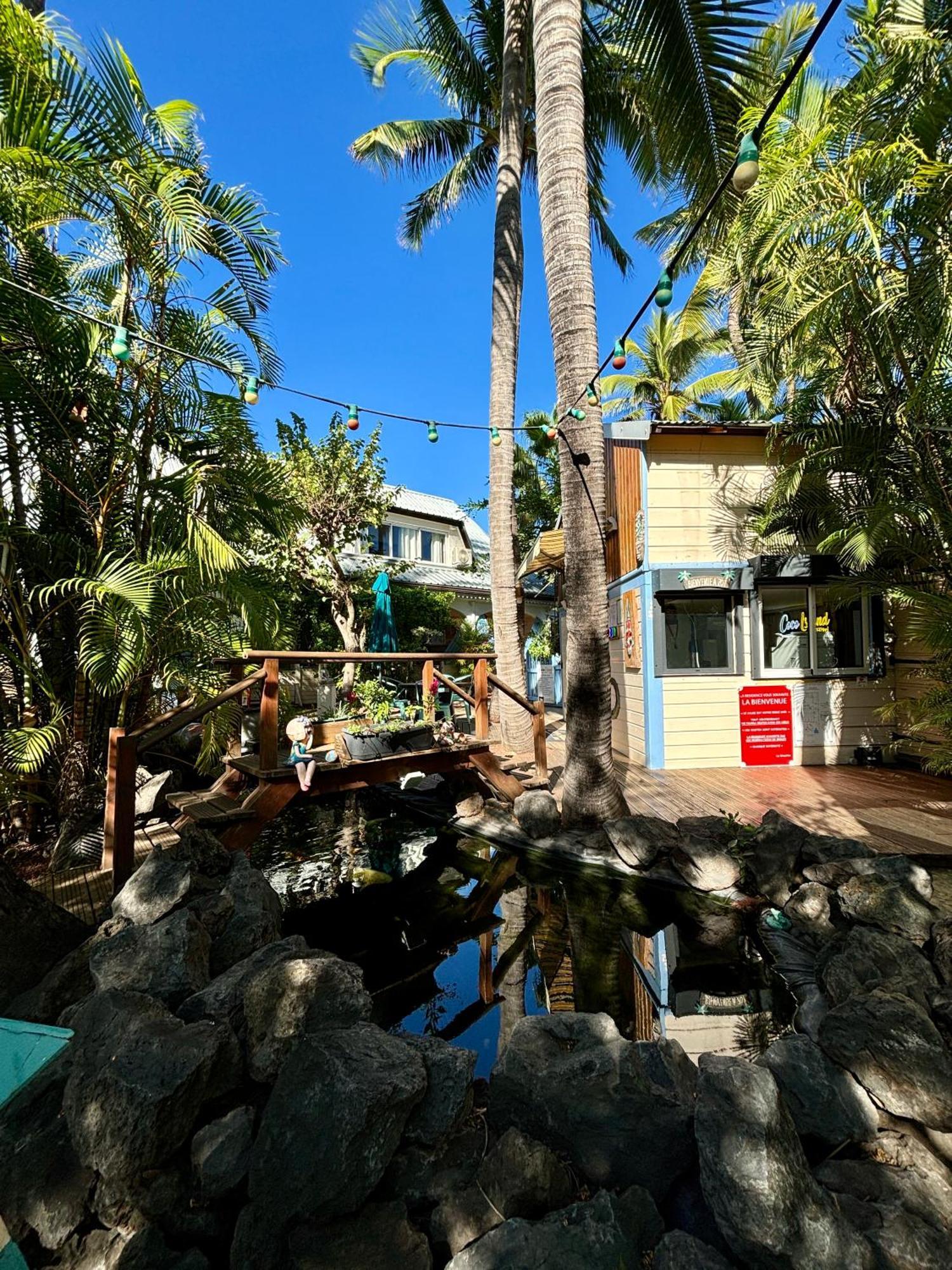 Hotel Coco Island แซ็งต์-จีลส์-เลส์-แบ็งส์ ภายนอก รูปภาพ
