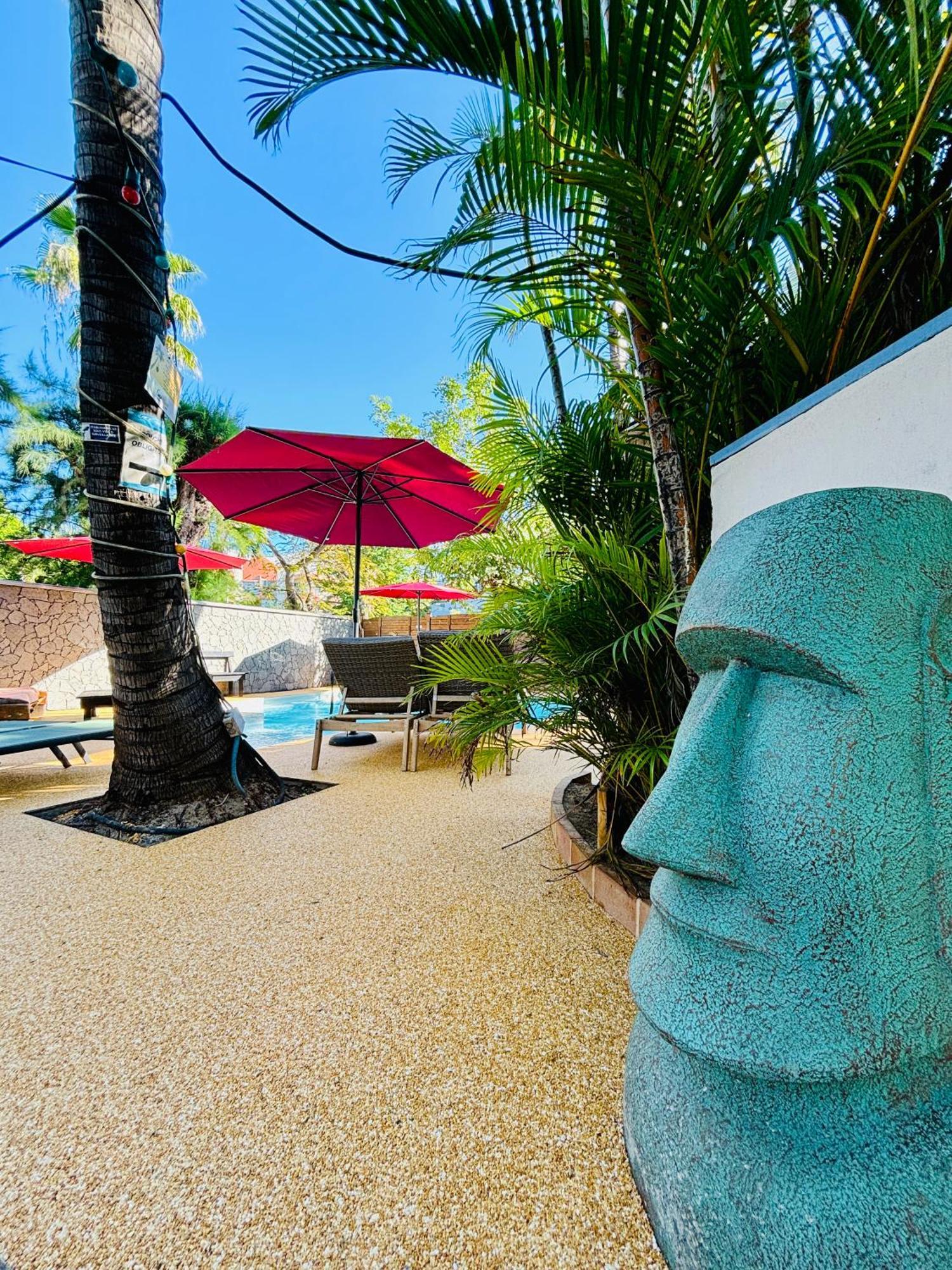 Hotel Coco Island แซ็งต์-จีลส์-เลส์-แบ็งส์ ภายนอก รูปภาพ