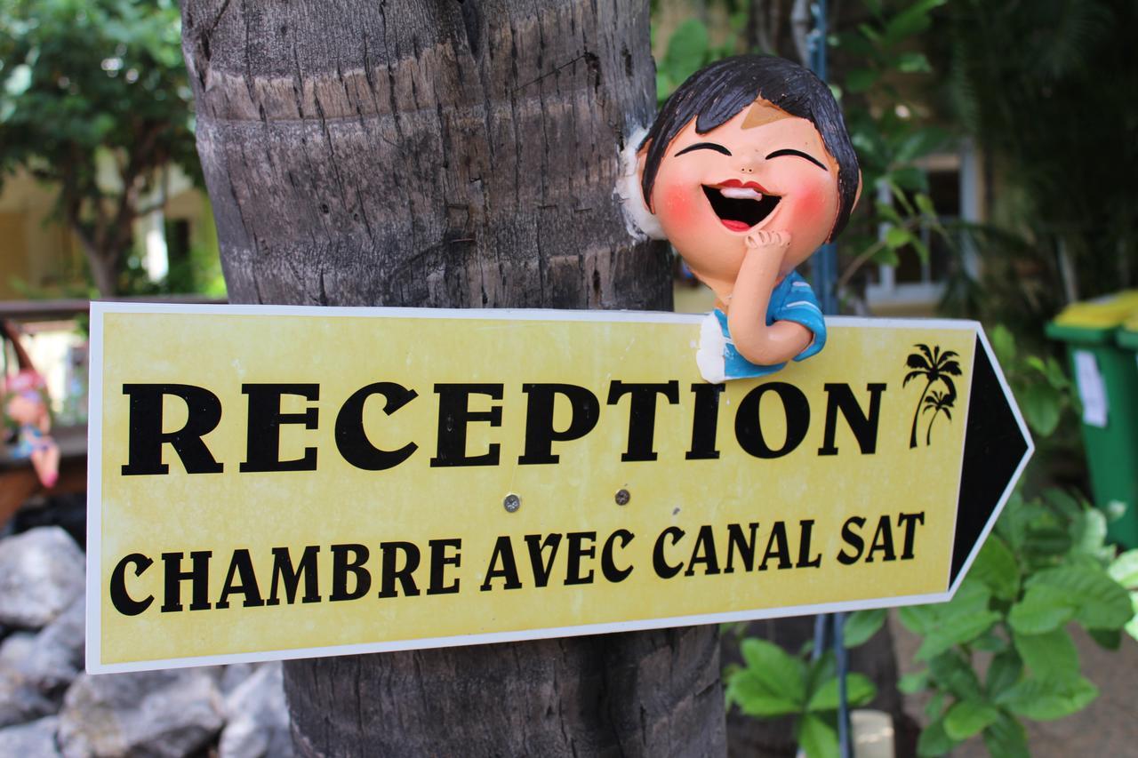 Hotel Coco Island แซ็งต์-จีลส์-เลส์-แบ็งส์ ภายนอก รูปภาพ