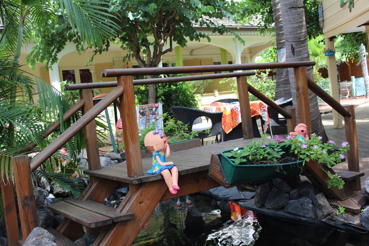 Hotel Coco Island แซ็งต์-จีลส์-เลส์-แบ็งส์ ภายนอก รูปภาพ
